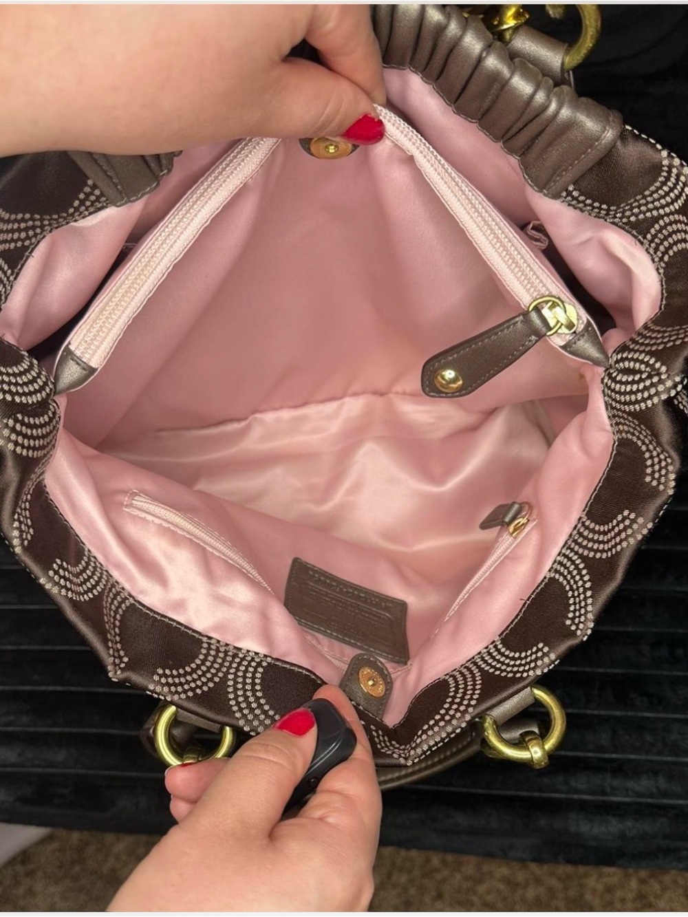 Coach Ashley Dotted Op Art shoulder bag - Picture 5 of 6